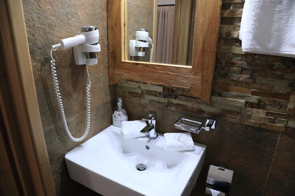 מלון סינאיה La Monitori מראה חיצוני תמונה